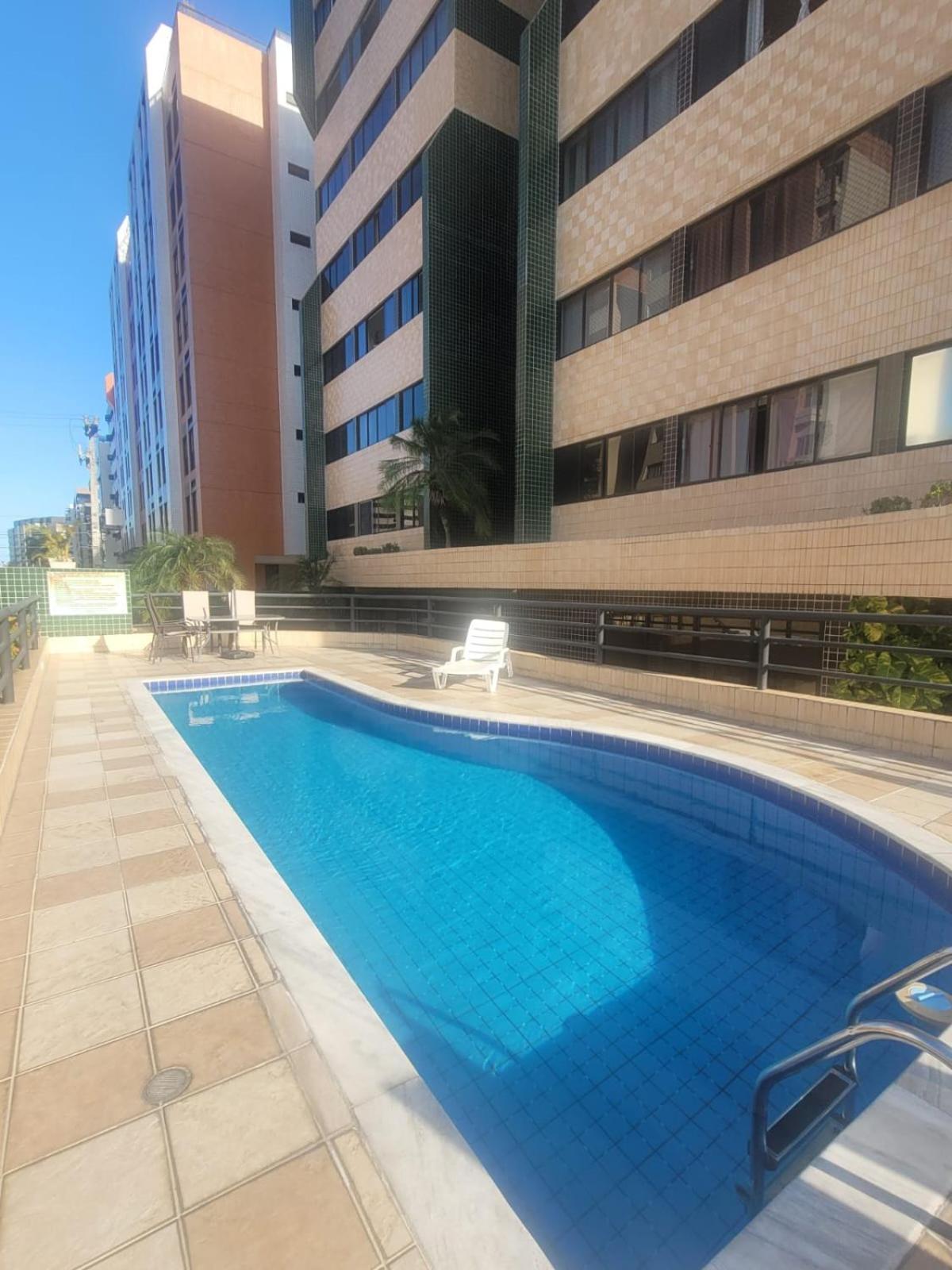 Ap Com Duas A 300 Metros Da De Ponta
