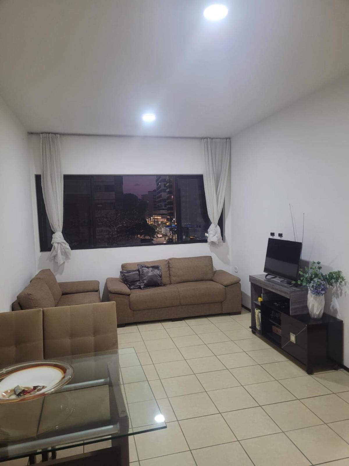 Apartamento Ap Com Duas A 300 Metros Da De Ponta *