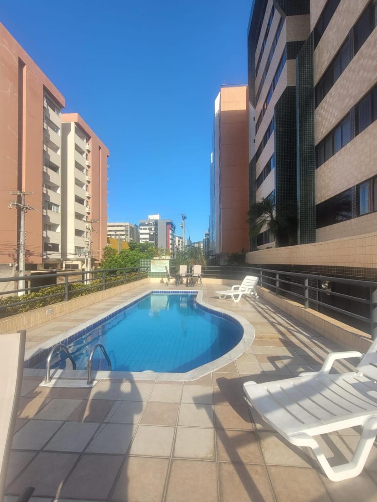 Ap Com Duas A 300 Metros Da De Ponta Apartamento Maceió